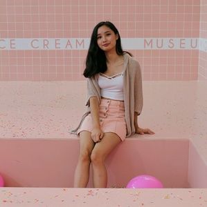 Meet your Posher, Ashley